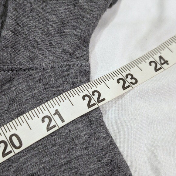 Banana Republic Size Large Button Up Shirt Mens Soft Gray Lux Touch Epaulets LS - Picture 7 of 7